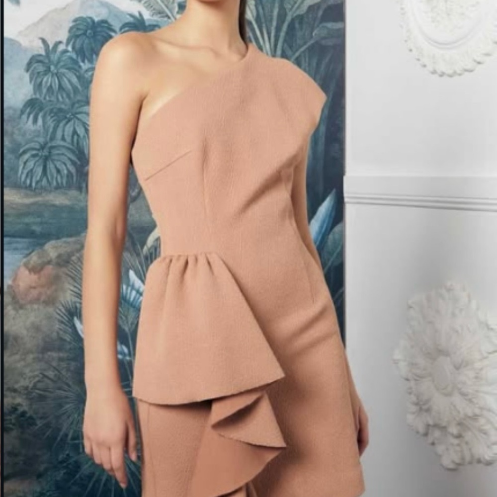 Elegant One-Shoulder Tan Dress